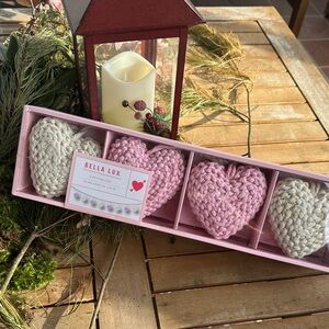 Bella Lux 6 ft Valentine’s Day heart cloth garland